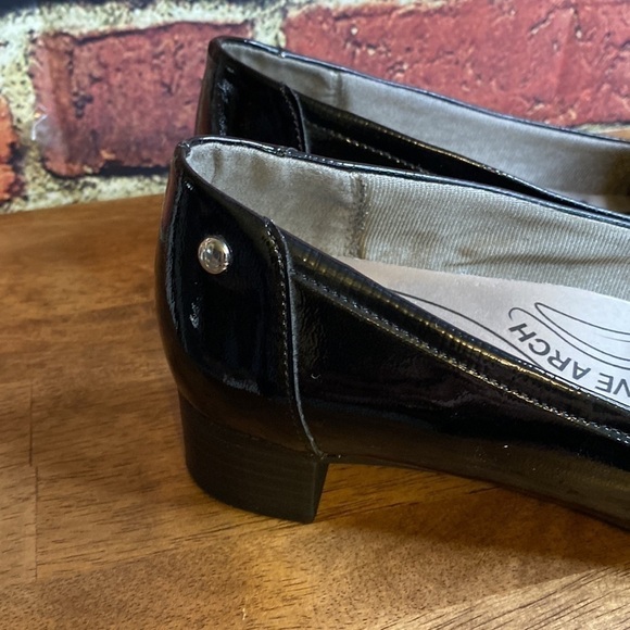 Life Stride Soft System Active Arch Black Comfort Slip On Loafers Size 9.5 - Picture 4 of 14